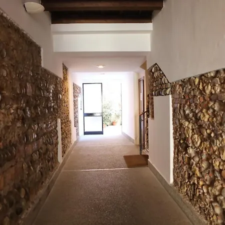 Studio 6 Appartamento *